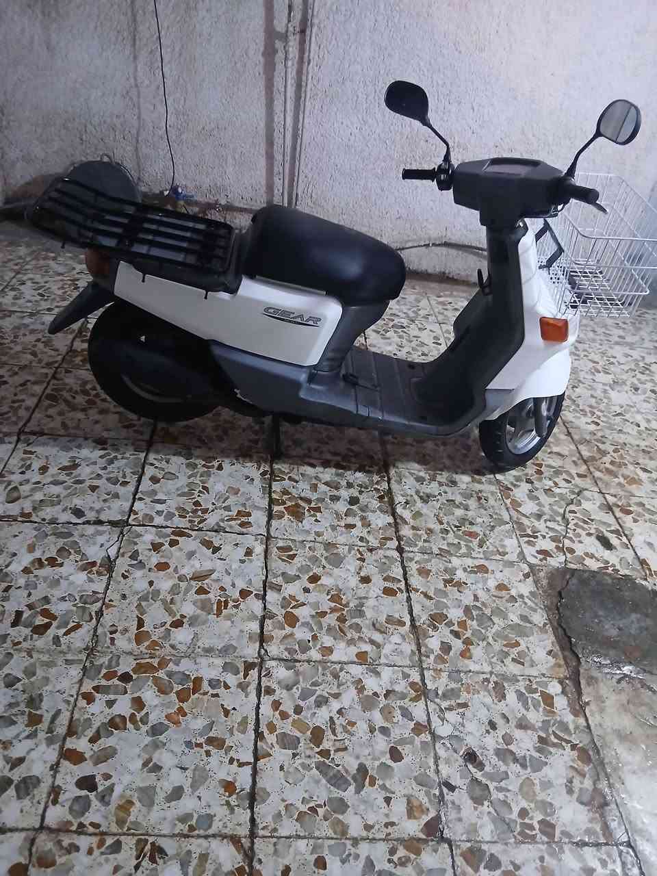 السلام عليكم بيكم ياباني سلف وهندر شلعه معدل نضافه فول شرط الفحص كهربائيات كامله اوراق كامله دراجه كل نقص مابيهه سعرر ٥٠٠ بيهه مجال قليل مكاني بغداد الحبيبيه قرب فلكه ساحه الحمزه ***********
