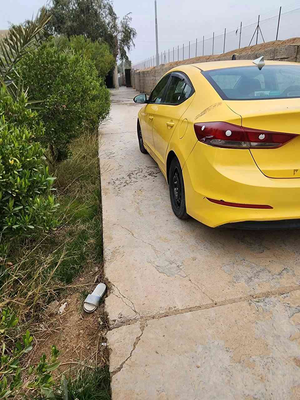 النترا وارد امريكي موديل 17 رقم بغداد دولي الجديد مصفره هيئه وغرامات مكينه جديده تبريد ثلج سياره جاهزه متعرف عليها ربع مكاني بغداد السعر 115 وبيها مجال 
***********
