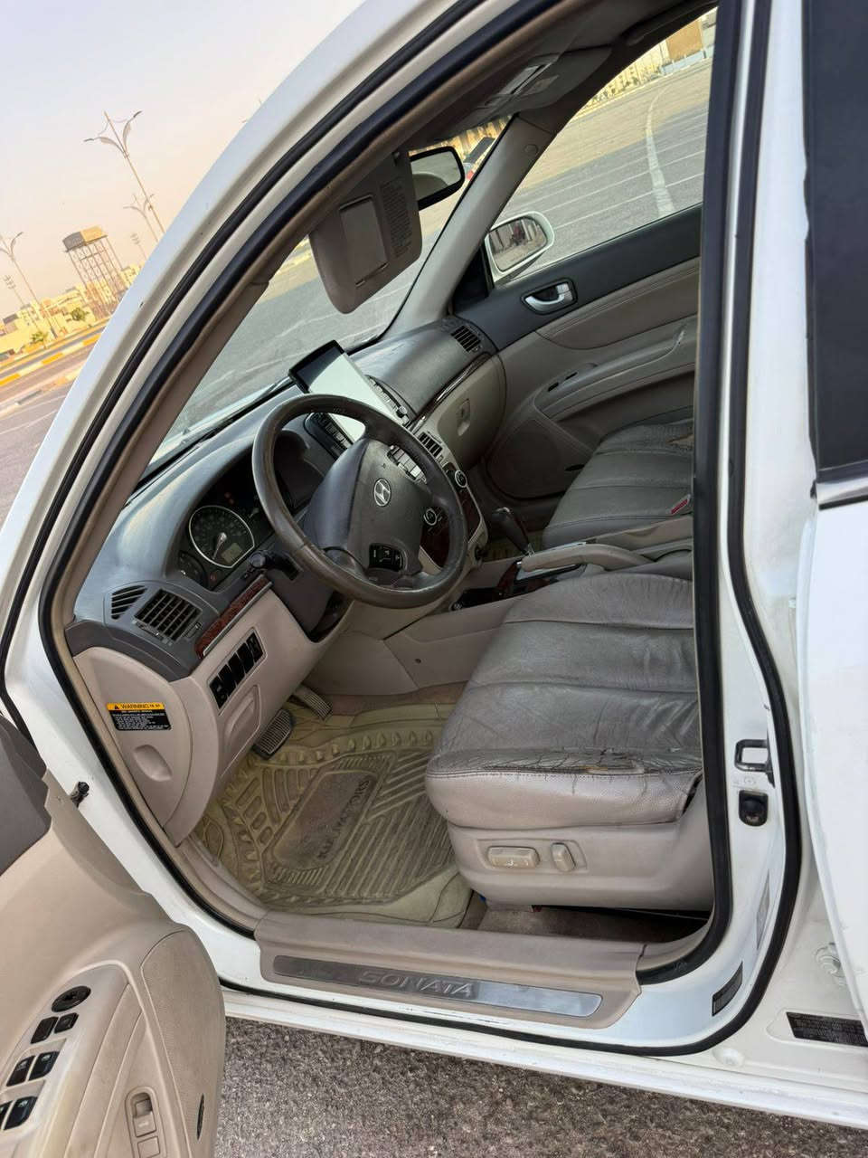 السلام عليكم سياره نوع سوناته مديل 2007بيها مكانات صبغ سياره فول مواصفات فتحه تحكم استرن حساسات مري شفط كشنات كهربائيّ مري شفتات ستيرن مكينه حداديه تخم تاير تبريد ثلج بسمي تحويل مباشر العنوان كربلاء السعر 88بيها مجال حك الجيه رقم الهاتف ***********
