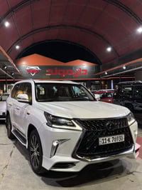 لكزز 2019 LX570 S Plas بريم أصل. على حالة الزيرو ماشية (46 الف) فقط (ح...