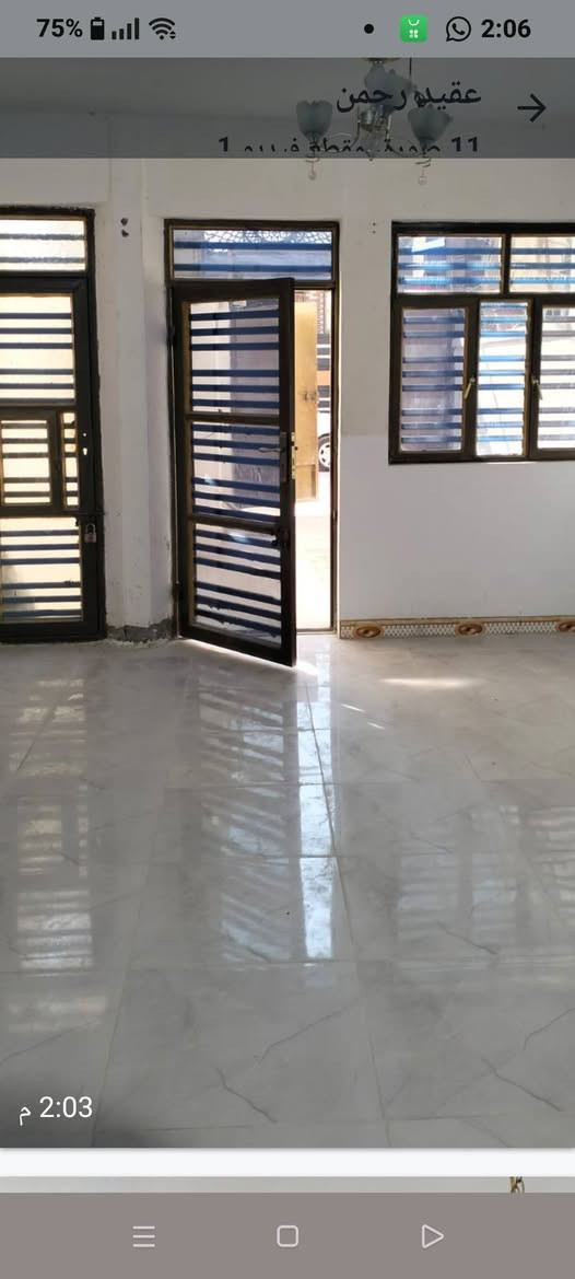 100م للبيع السعر 175 حي الجهاد الاستاذه خلف جامع مديحة الجنابي مقابل الامانه طابق ونص كراج صاله مطبخ 2نوم حمام وتواليت عدد2 سطحيين منطقة نظيفة خدمات كامله اتصال ***********
