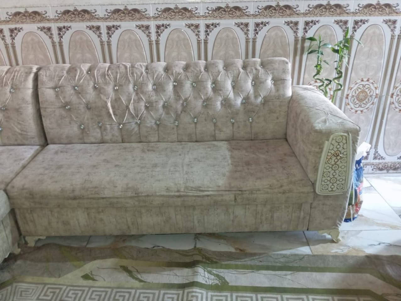 ديوان جديد 9مقاعد للبيع السعر 250المكان حي العسكري


**إذا كنت صاحب هذا الإعلان وتريد حذفه لأي سبب، رجاءا أرسل رسالة إلى الدعم الفني**