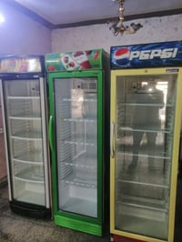 عارضات عدد ٣ شغالات فول العنوان بغداد مدينة الصدر هاتف 07714076541 است...