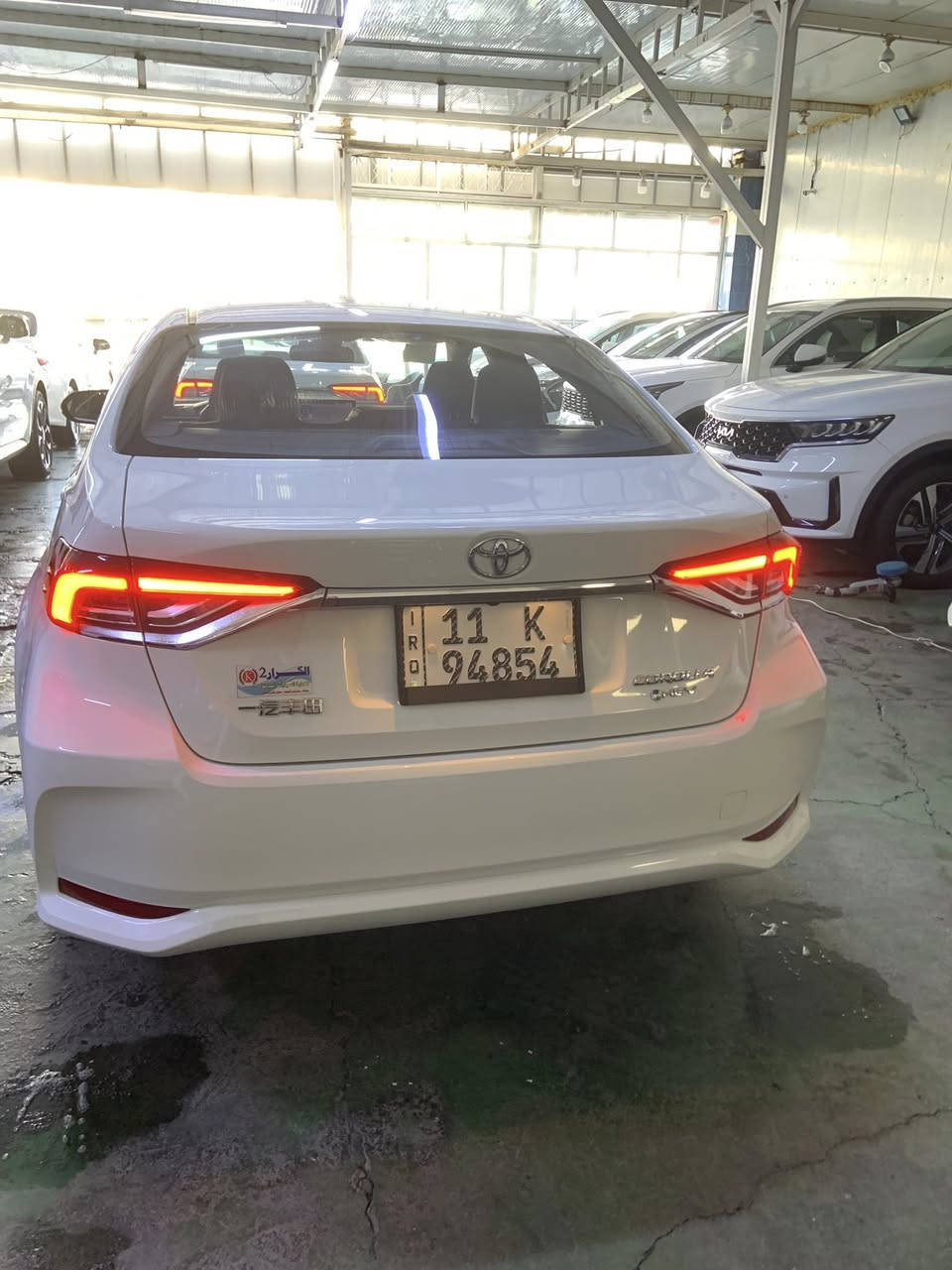 كورلا 2025 هايبرد 
رقم بغداد 

السيارة مكفولة كفاله 
ماشيه 9 الف 
داخل اسود 
السعر 162  وبيه مجال 
مكان السيارة بغداد
***********
