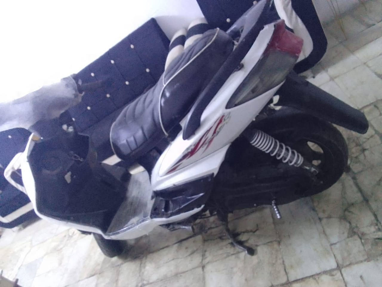 السلام عليكم شباب سكنس فحل كابريتر محرك ناعم لا نضوح ولا تبخير كفراتها حلوه كهربائيات شغاله نقصها شوته وباتري ضعيف شغاله نكره هندر سعرها ٣٠٠ بي مجال جدا بسيط بسبب الوعود بغداد العامرية ***********
