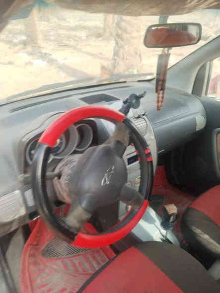 شيري a1 2010 بيها خيط تبخير وكلشي بيها شغال عدا التبريد بيها طخة بالجاملغ الايسر ترجع بارد دينمو جديد باتري جديد ينرادلها ٤ أوراق ترجع عروس البيع لغرض الحاجة ب٣٠ وبيها مجال داخلها يخبل كيرها يخبل *********** مكاني الدورة
