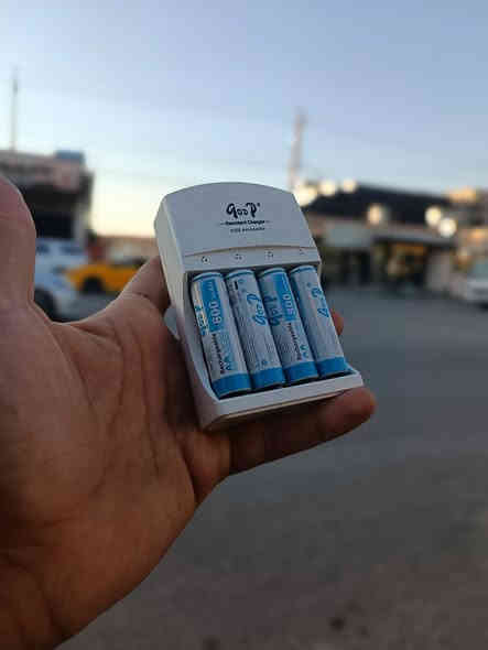 عرض نهاية العالم 🔥
للبيع اكس بوكس 360 باندل جديد بعدة ممفتوح اوربي ويا 4 يدات اصلي وحت مكان قرص شغال وهارد مالة 320g كل هذا ب 110 للأتصال *********** 
للعلم سعر اليدة الوحدة 20 الف واني مطيك 4 يدات
