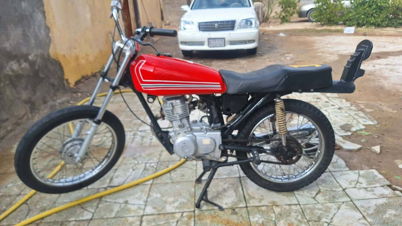 سلام عليكم
اربعه كير للبيع موديل 22 محرك نامه مفتوح بستم ولفات فقط دراجه تعمير جديد 
السعر 400 مكاني غماس 
مكلف بنشر اخوان 
*********** رقم صاحبه
