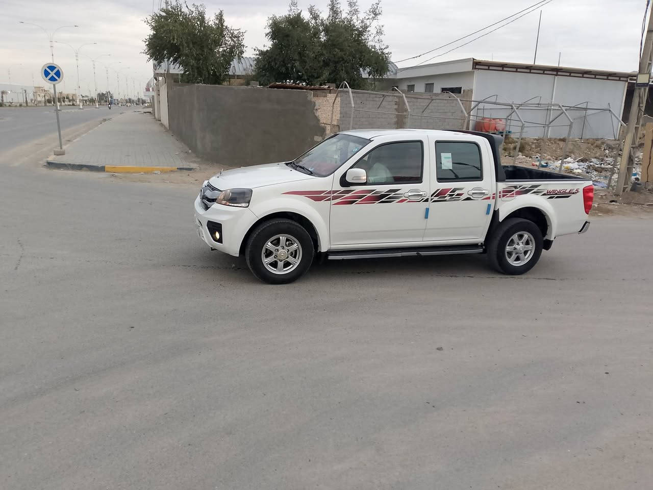 سلام عليكم كريت ٢٤كفاله عامه رقم قدسيه مكانه بسماوه سياره جاهزه من كلشي ترهم مراوس سعر خاص ***********
