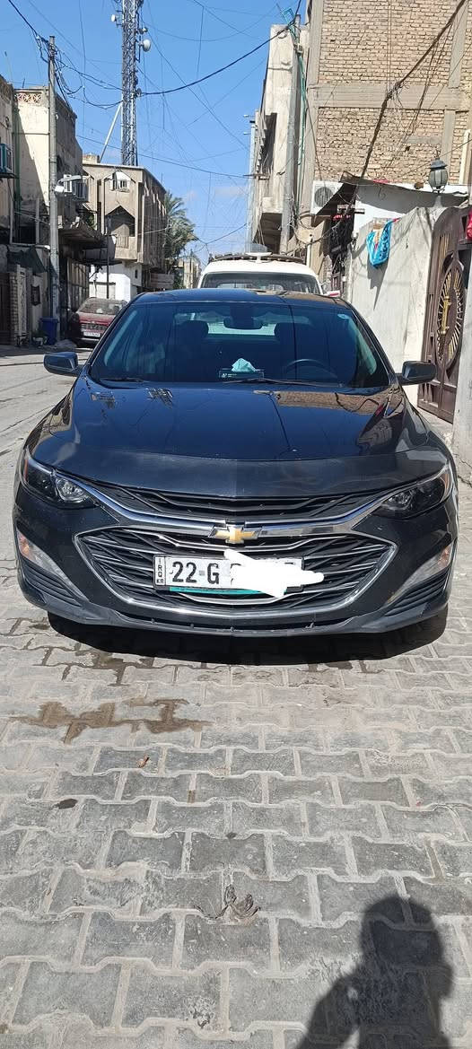 السلام عليكم
#صور الحادث بالمنشور 
ماليبو Lt2020 رقم اربيل الانكليزي باسمي 
  سنويه ماساقطه
  حادث بسيط فقط اللي موضح بالصور بس شباك دعاميه ومصلح مامبدله دعاميه.
.. بيها اماكن بارد ولا قطره صبغ
 لون نفطي
 راديترات بلاديه 
 تشغيل عن بعد 
تبريد تدفئه وتدفئه كشنات 
كشن كهربائي
 تحكم ستيرن
 مثبت سرعه
 مانع انزلاق
 تبريد قطعتين
  5ويل كب 
بك لايت طياره المرغوب
 كامره دواره
  السعر105 وبيها مجال بسيط
مكاني بغداد الحريه 
***********  اتصال او واتساب
