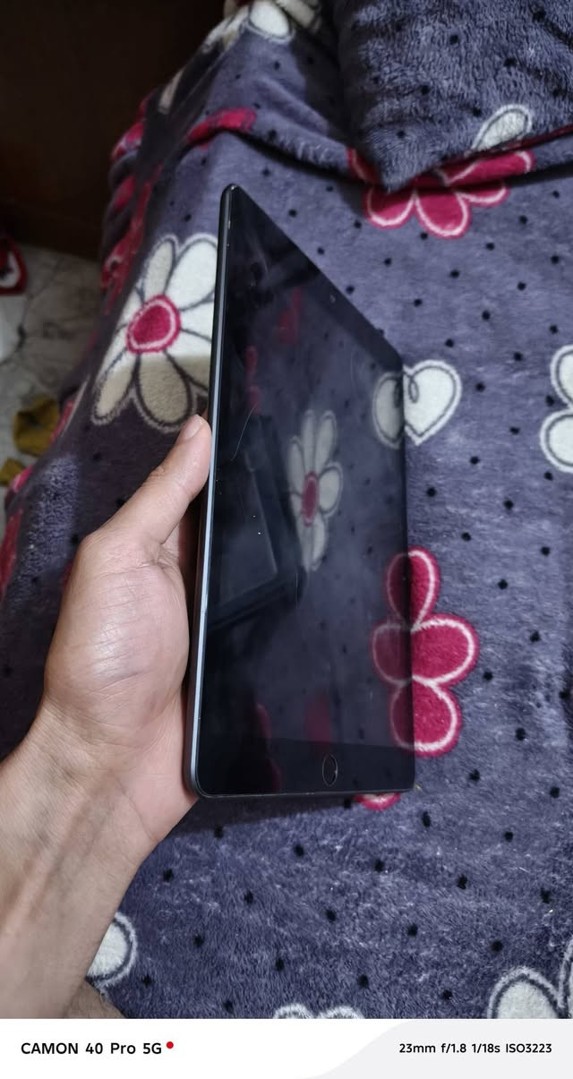 السلام عليكم ايباد 9 اذاكره 256 السعر 275 مكان حله شارع 40       ***********0 نظافه الايباد 100%
