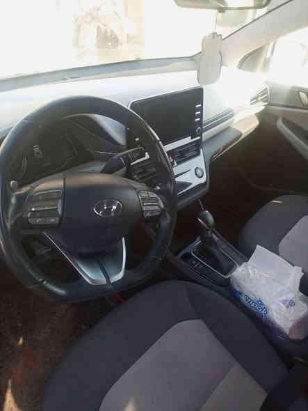 سلام عليكم ايونك مديل 2022 سياره خليجيه فول مواصفات عده الفتحه مكفوله كفاله عامه مكينه 1600 خطين كهرباء بنزين السياره خير من الله السعر 133وبيه مجال مكان بغداد الرقم *********** ‏‪***********‬‏
