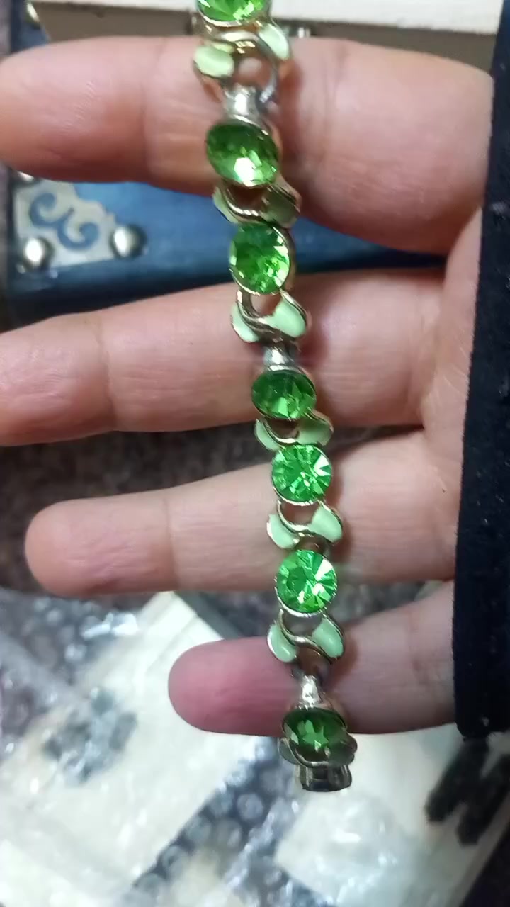 متوفر اكسسوارات بالة درجة أولى مفرد لولو نحاسيات ماركات وانتيكات طلاءات واحجار وغجريات وكرستال محابس اسوارات تراجيات كلايد احزمه خشب نمنم أعمال يدويه كلشي متوفر توصيل كل محافظات ٣ مع كل طلب هدايه وعروض وخصومات وتدللون @للجميع   #للجميع #العراق #توصيل #اولاين #عروض #درجة_أولى #اكسسوارات_بالة #اكسسوارات_فرفشة #اكسسوارات_اوربي #اكسسوارات_بالة_اوربي_ماركات #اكسسوارات_غجريات #غجري #انتيكات #ماركات #طلاءات #لولو #نحاسيات  #خواتم #ترند #تخفيضات #تسوق_معنا #فلس_ونص


**إذا كنت صاحب هذا الإعلان وتريد حذفه لأي سبب، رجاءا أرسل رسالة إلى الدعم الفني**