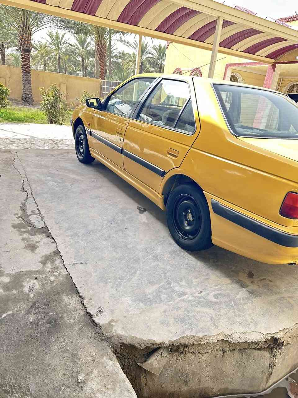 السلام عليكم 

بيجو بارص موديل ٢٠١٥ رقم بغداد انكليزي 

كير مكينه حداديه كفاله 

السياره مكفوله ما عدا الهلال الخلفي مصبوغ 

مكان السياره بابل مركز المدينه 

السعر ٤٨ وبيه مجال بسيط ***********
