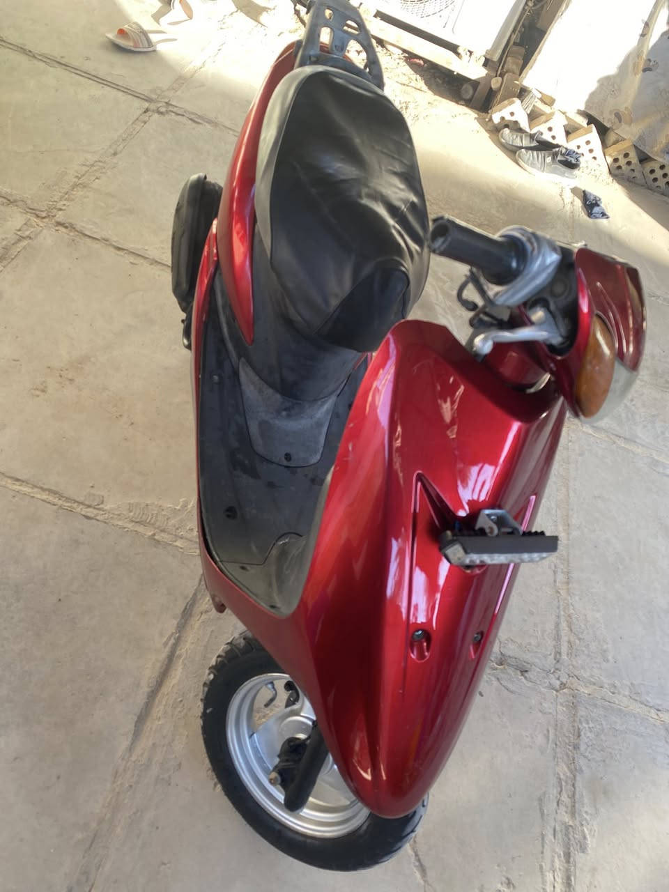 السلام عليكم.  دراجه عصفوري 60 للبيع كامله مابيها اي نقص نكره سلّف كهربائيات كلها شغاله مكينه مفتوحه مره وحده.                                                          . ***********
