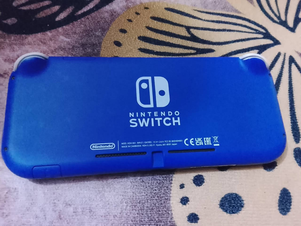 نيتندو لايت اونلاين نظيف 100% مع شاحن شريحه 32gb وحافظه  سعره 170 وبيه مجال


**إذا كنت صاحب هذا الإعلان وتريد حذفه لأي سبب، رجاءا أرسل رسالة إلى الدعم الفني**