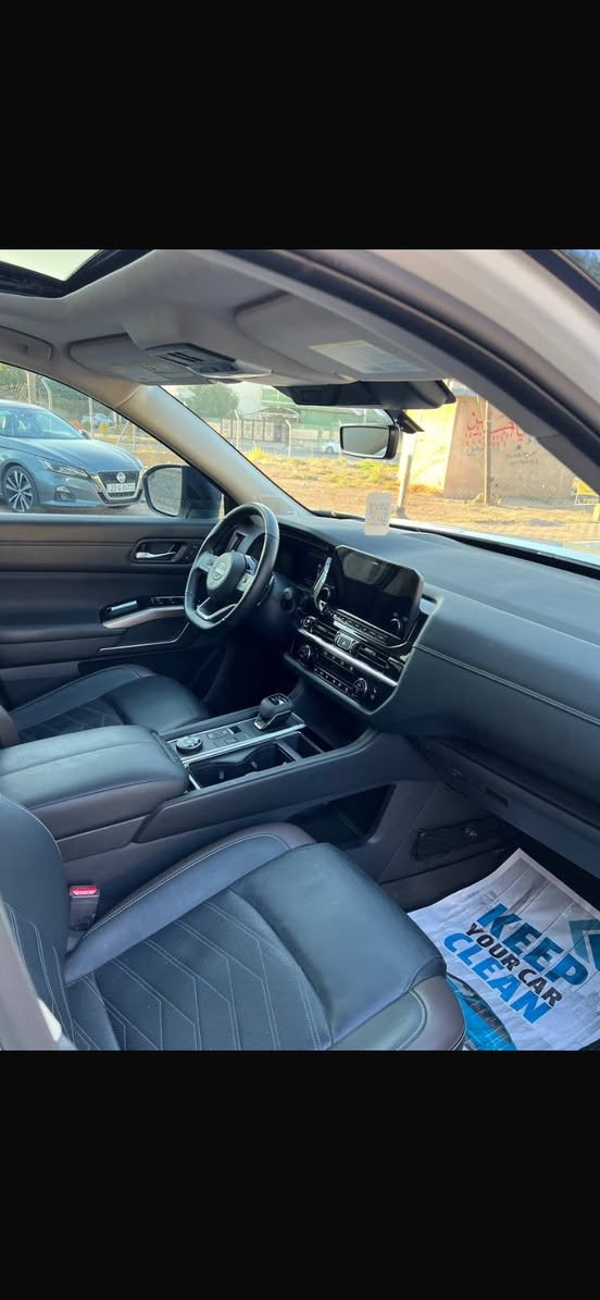 سلام عليكم ورحمة الله وبركاته
NISSAN PATHFINDER

(PLATINUM)
-----------
عداد المسافة 28 mile

💵 (السعر/ 32000 $ ) 

المواصفات :

بصمة تشغيل
بصمة ابواب
تشغيل عن بعد (Remote Start)
صندوق شفط كهربائي 
فتحة سقف بانوراما 
السيارة دفع رباعي 4WD
رادار امامي (تحديد مسار)
رادار جانبي (نقاط عمياء)
رادار خلفي (تحذير من الاصطدام)
Data Show
حساسات امامية+ خلفية
سستم سماعات BOSE
اوتو بارك Auto Park
كاميرات 360°  
كشنات جلد
كشنات ميموري
كشنات تدفئة+ تبريد 
كشنات خلفية تدفئة
كشن خلفي منفصل  
دشبول ديجيتال 
تبريد قطعتين لمس
تحكم وضعيات القيادة...Drive Modes 
شفتات + تحكمات استيرن 
هيتر استيرن
Apple Car Play
Android Auto 
هاند بريك بصمة
اوتو هولد Auto Hold
اوتو ستارت Auto Start
اوتو ستوب Auto Stop 
مانع انزلاق+ABS
شاشة كبيرة لمس+كاميرا
منافذ AUX+USB
وبقية المواصفات المعروفة

(العنوان/كركوك )

( رقم شاصي  )
5N1DR3DK3RC228313
             
للاتصال/ استفسار على رقم 

 ***********   اتصال
----------------------
***********  اتصال
----------------------
***********  واتساب
-----------------------
