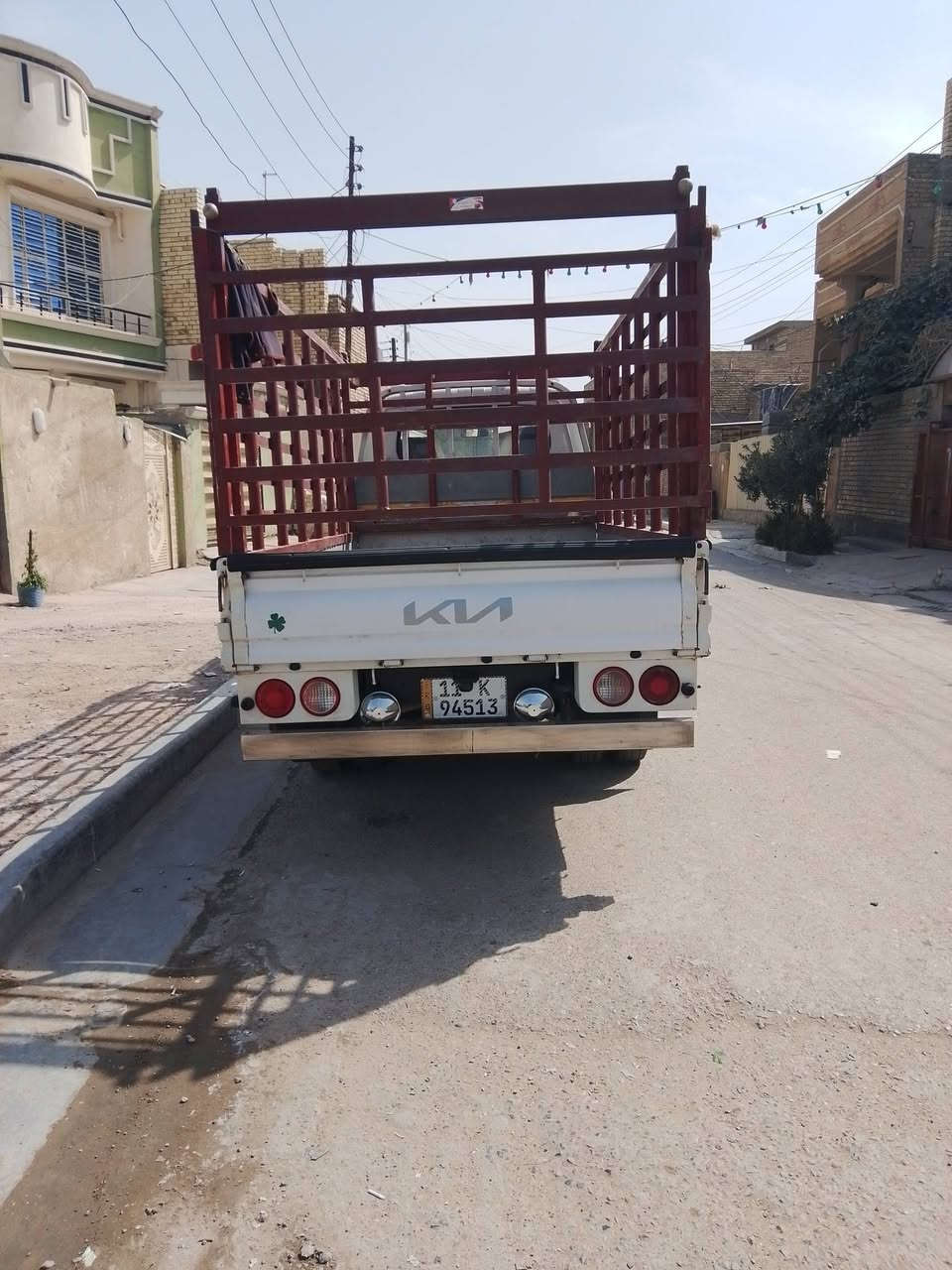 السلام عليكم كيا فحل للبيع موديل 18 ماشيه 100 عنوان بغداد مدينه الصدر رقم الهاتف ***********
