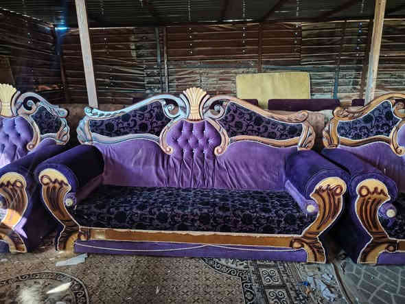 تخم ١٠ مقاعد السعر ١٥٠ رقمي ***********
