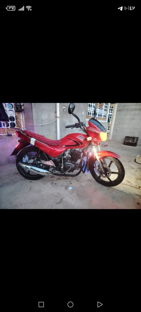 السلام عليكم موطور سايم للبيع موديل 2017 نظيف كير ومحرك وكشر وكهربائيات جديد للتواصل*********** السعر 700 وبي مجال
