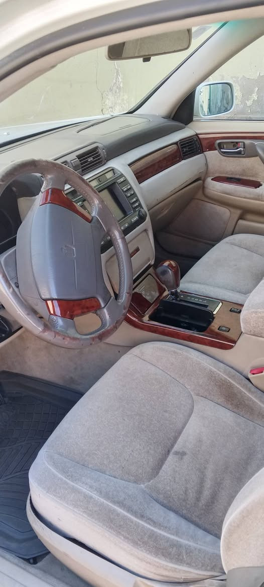 سلام عليكم ملكه للبيع موديل 2001 رقم نجف انكليزي مداور ثاني يوم كصه قماره الدي فور الصغير السعر 115 وبي مجال مكاني نجف حي النصر مهندسين الرقم ***********
