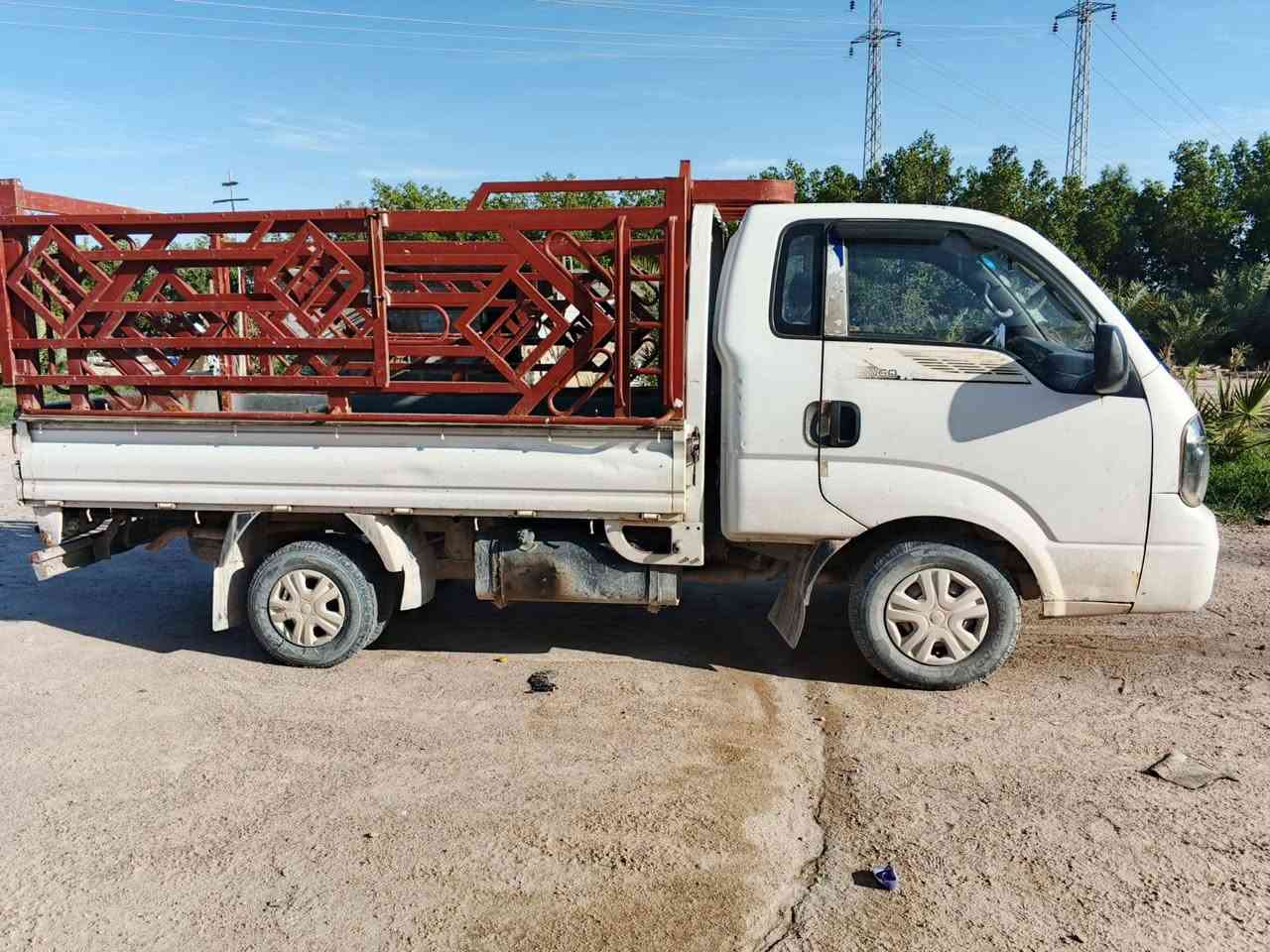 سلام عليكم كيه نثيه موديل 2013 مفتوح كير ومكينه شرط سياره مكفوله من الضربه الرقم بصره مفتوح رقم الهاتف ***********
