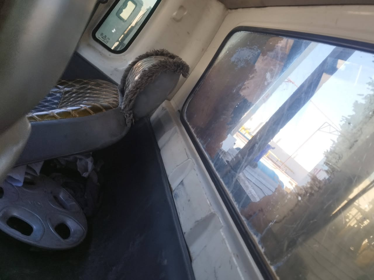 سلام عليكم كيا 2008رقم بغداد صدامي
سياره جديده رقم شاصي واضح  سياره مال شقل 

سعر 87وبيه مجال مكلف بل نشر. رقم لهتف***********
