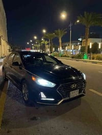 هونداي سوناتا ٢٠١٨ محرك ٢٤٠٠ الرقم بغداد فول لمتد ضربتها كلش بسيطه بدو...