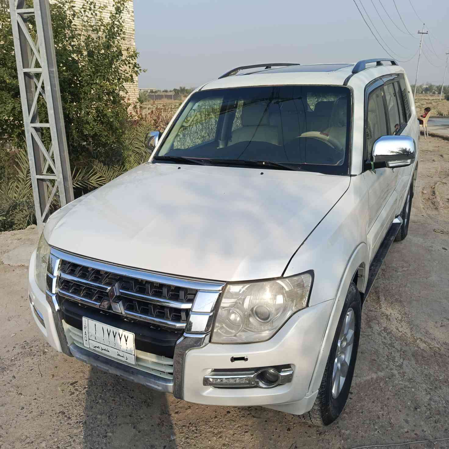 سلام عليكم البيع باجيرو حبتور ومراوس بسياره ناصيه 
موديل 14 سياره فول مواصفات اعله فئه ب الباجيرو 
محرك 3500 محرك وكير خير من الله 
تبريد ثلج تدفئه 
3 قطع تبريد 
حداديه وتايرات جدد 
رقم مميز واسط مشروع وطني تحويل ثاني يوم 
سياره بيها كم قطعه صبغ
احله من الصوره 
سياره خير من الله مال جناي 
مكان السياره ديوانيه 
السعر 123 وبيها مجال
رقم الهاتف ***********
