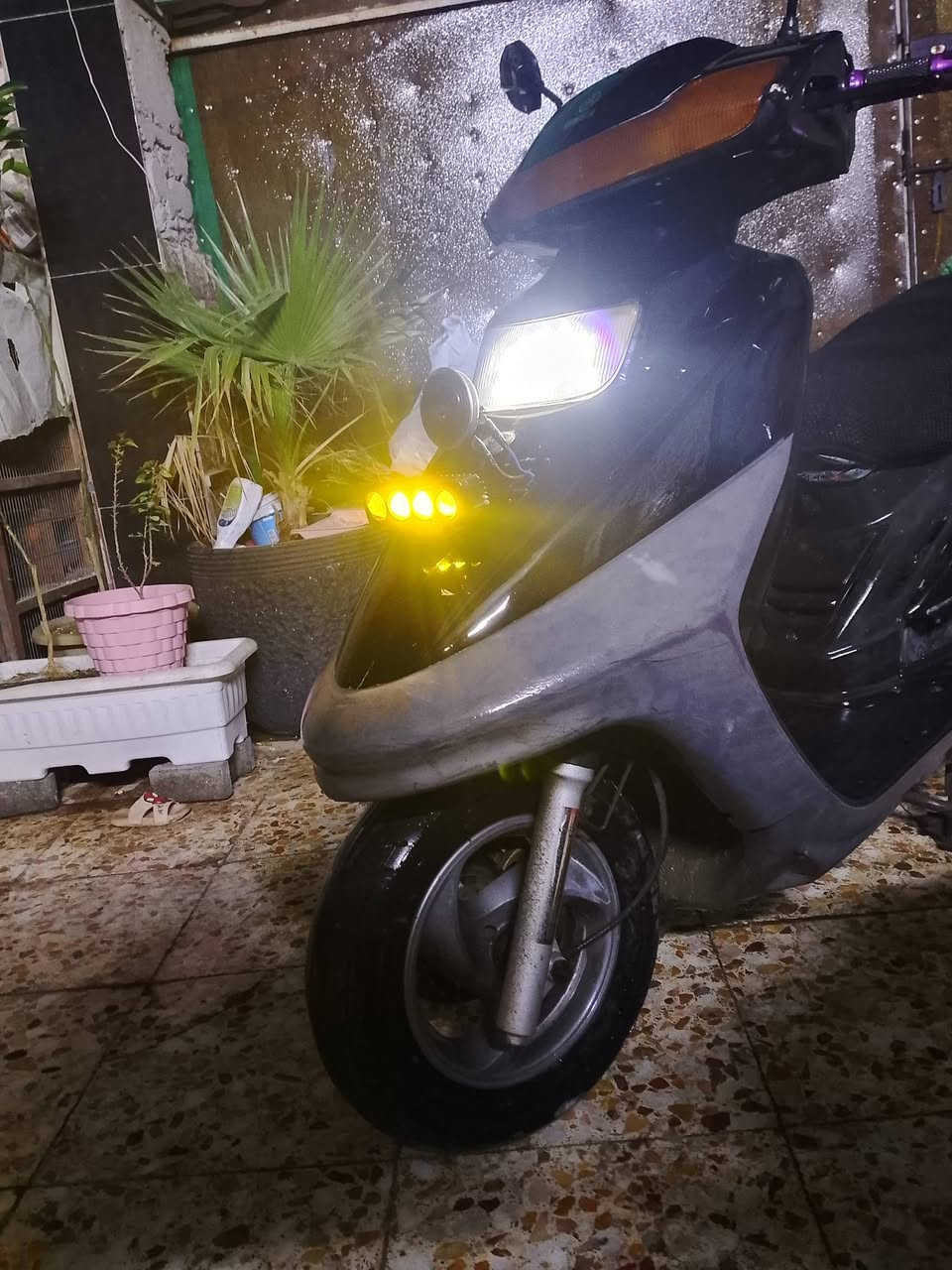 السلام عليكم دراجه فراشه للبيع سعر 650 وبيها مجال عنوان بغداد الشعب نهايه حي اور
***********
