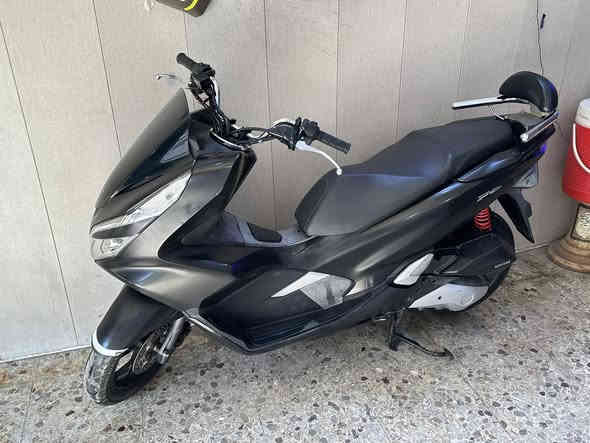 للبيع بي سي اكس 

الموديل  2019 

الدراجه نضيفه ومكفوله من محرك و كفر كله بلادي 

تجي تفحص وشوف بعينك 

بيهه محرك يشك الكاع 

السعر المطلوب 18 ورقه وبيهه مجال 

*********** الاستفسار مكان الدراجه الحله بابل
