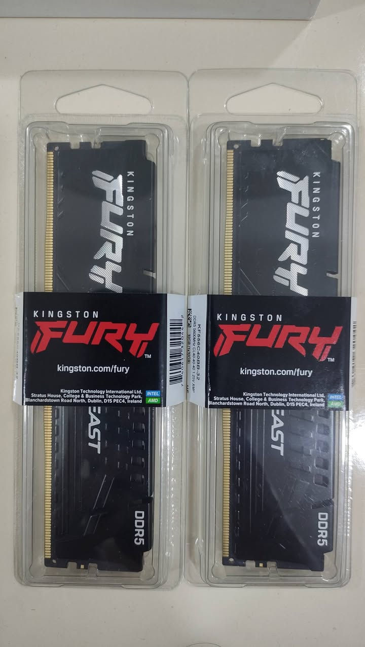 السلام عليكم
رامات للبيع Ddr5 جديد 
2x32 64gb 5600mhz
Kingstone fury
..
السعر 675 الف 
متوفر توصيل


**إذا كنت صاحب هذا الإعلان وتريد حذفه لأي سبب، رجاءا أرسل رسالة إلى الدعم الفني**