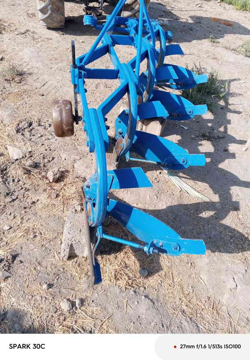 فدان للبيع حجم 12 البير تركي فدان جديد موديل 2024 مشتقل شي قليل مكاني ناصريه شطره ***********
