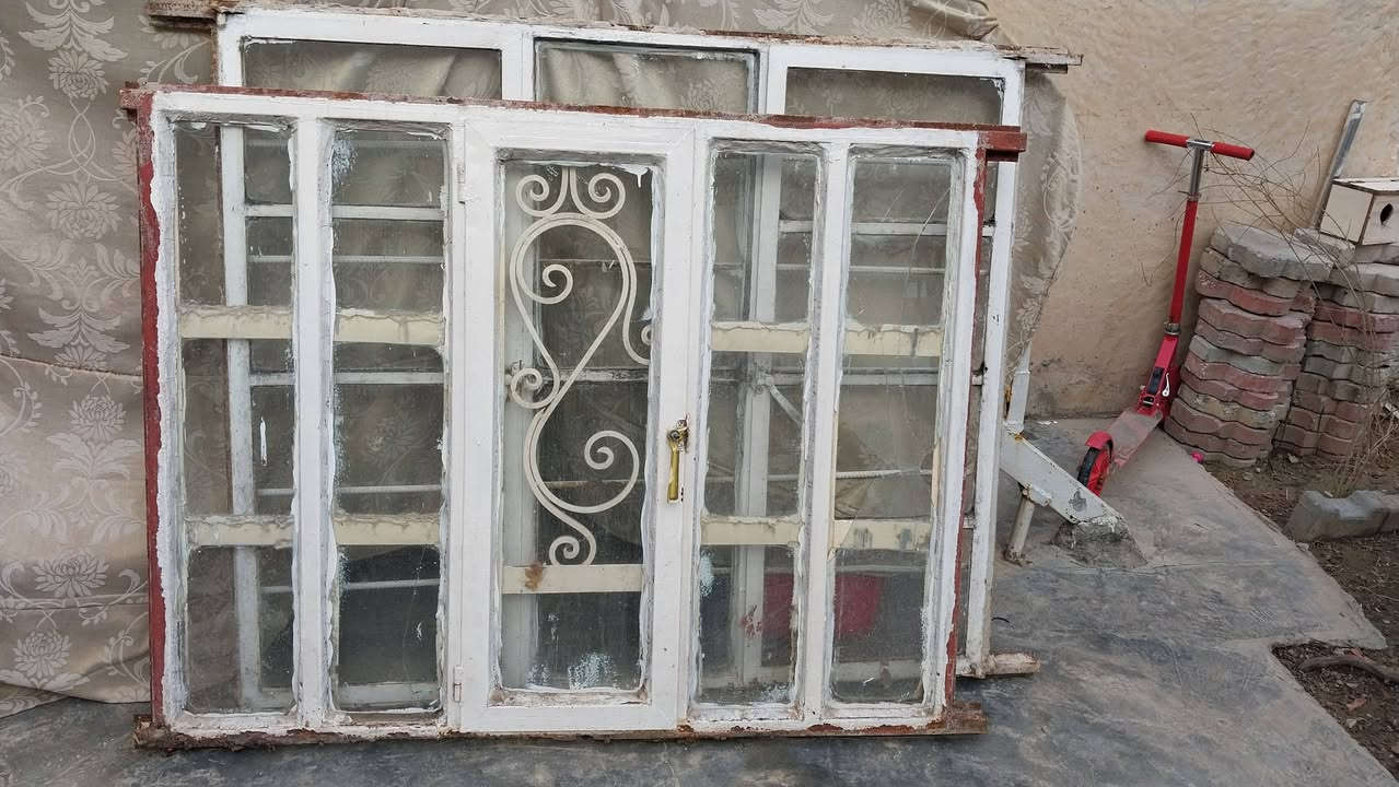 شباك عدد أثنين للبيع.
طول ١٢٠×١٤٠+١١٠×١٤٠
سعر الواحد ب٣٠ الف


**إذا كنت صاحب هذا الإعلان وتريد حذفه لأي سبب، رجاءا أرسل رسالة إلى الدعم الفني**