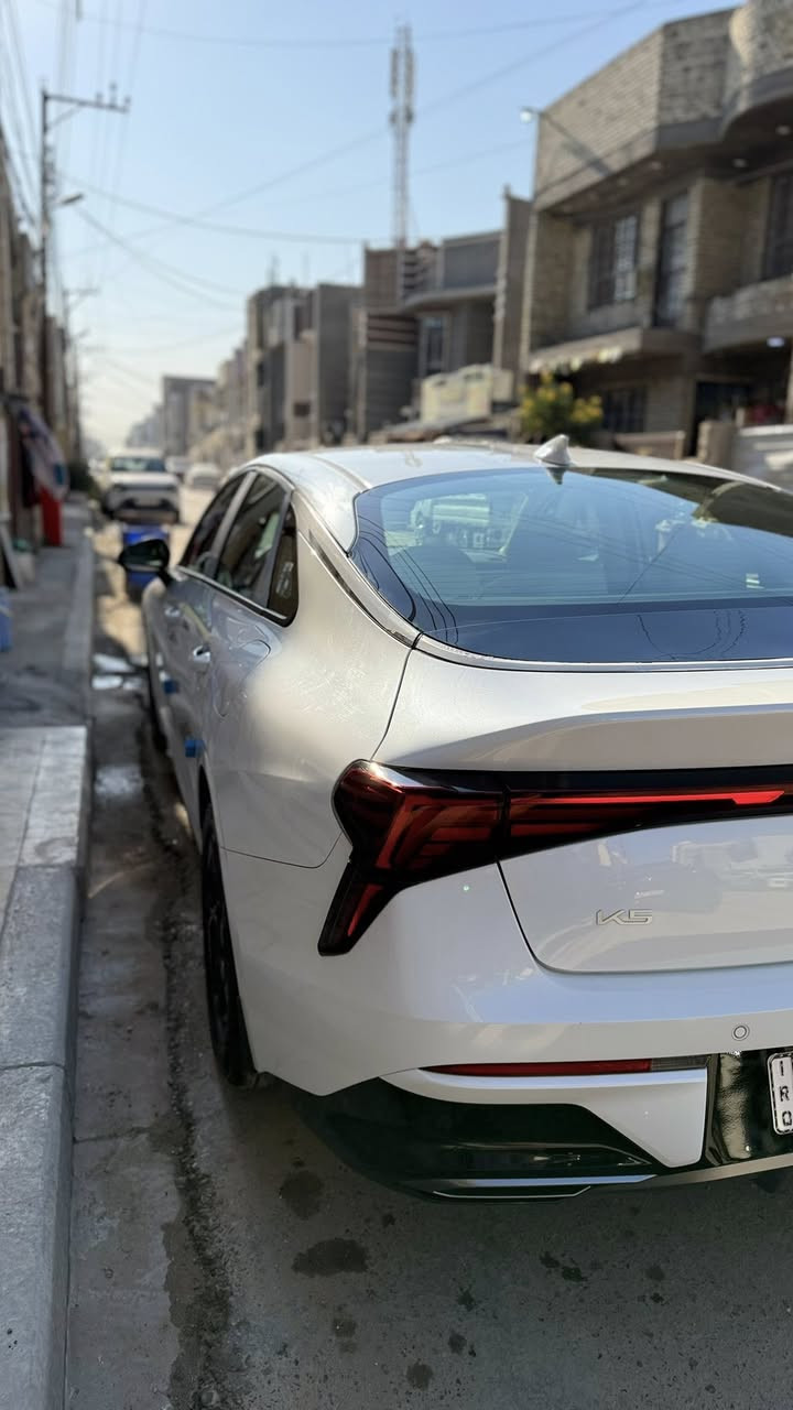 السلام عليكم K5 موديل 2024 خليجي
رقم بغداد الانكليزي الجديد بأسمي تحويل مباشر 
ماشية 13 الف
محركها 2500 (GDI)
بك لايت خلفي لد متصل
بصمة تشغيل + بصمة ابواب ونظام ترحيب 
كشن كهرباء
تشغيل عن بعد 
صندوق ذكي + مري شفط
حساس امامي وخلفي 
شاشة اصلية ابل كار بلي وكامرة دوارة 
السيارة جديدة مكفولة كفالة عامة 
رايدها ب 232 ورقة 
العنوان بغداد الدورة 
***********
