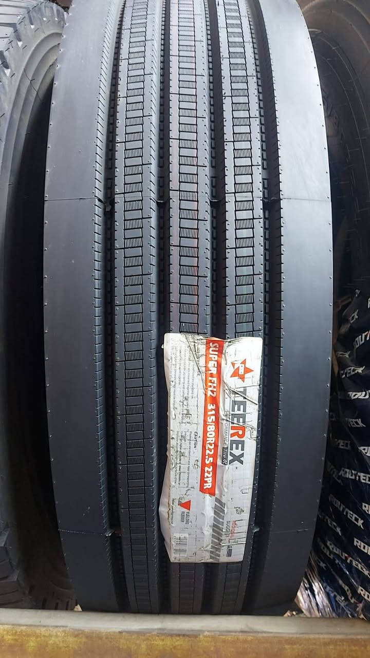 السلام عليكم تعلن شركة لولوة الشارقة الاطارات هايلوكس وزن ثقيل الاطارات اونكس كفاة عالية جودة العنوان بغداد مجمع مشن يوجد توصيل جميع محافظات لتواصل ***********
