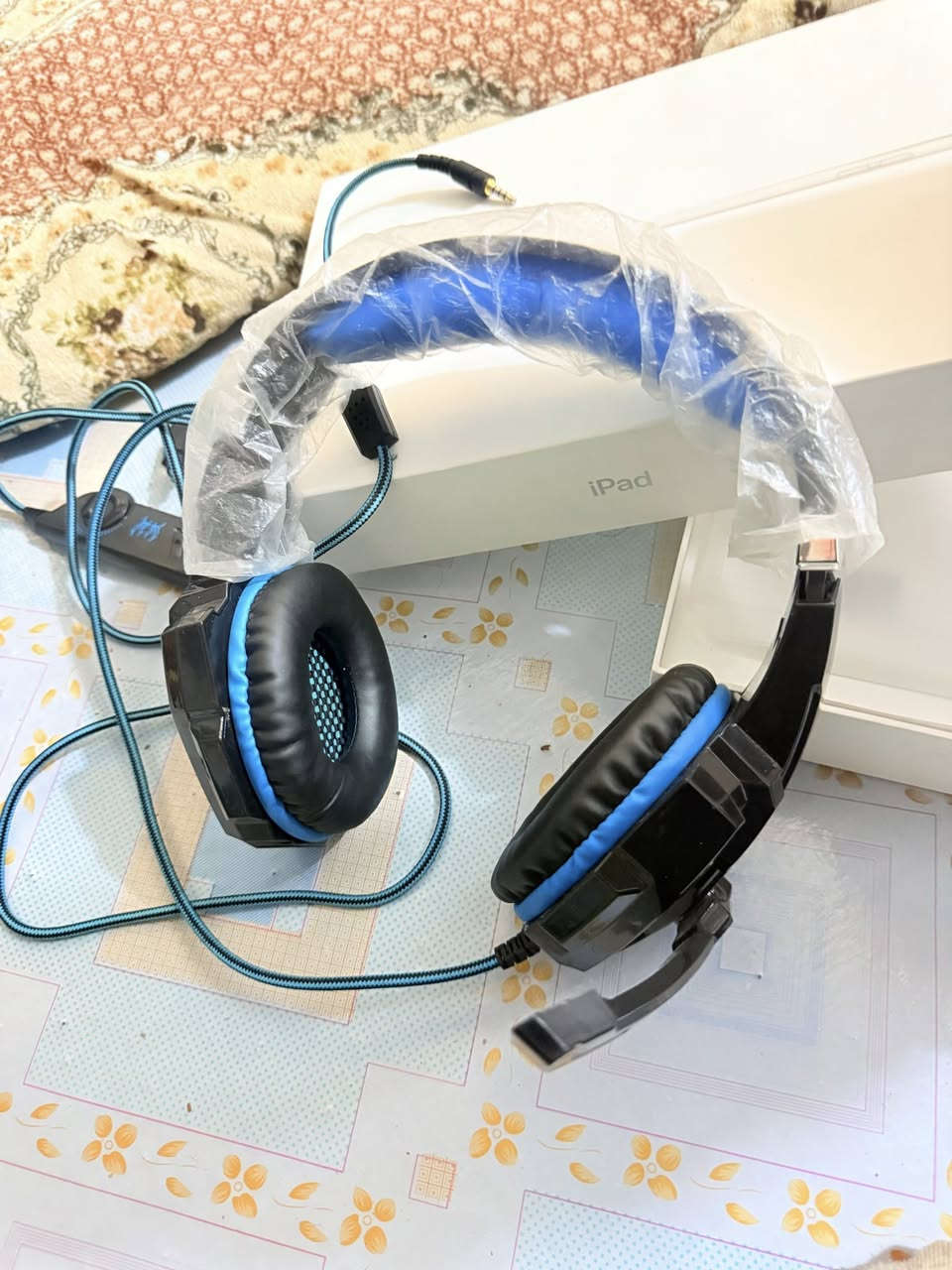 السلام عليكم من رخصه الادمن ايباد 9 ذاكره 256 نضافه 100% استعمال شهر فقط . بطاريه فحص حاسبه تفحص بيدك متواجد بلحله وبغداد بيع مستعجل ملحقاته ويا كارتونه وشاحنه وسماعه السعر 325 بيه مجال بصيط حك الجيه متواجد فيس واتساب ***********
