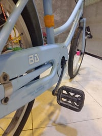 بايسكل سماوي • حجم 20 • غراضه كاملة