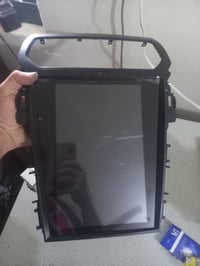 شاشه • فورد اكسبلور