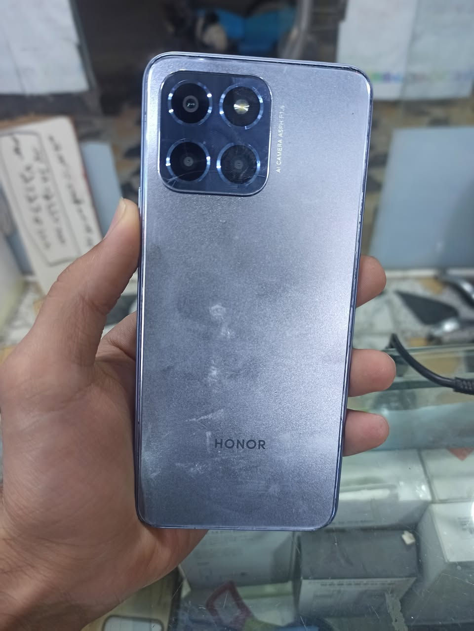 سلام عليكم
موبايل Honor x6 للبيع 📱

128 كيكا 
رام 4 
بطارية 5000 🔋

 🔴 مبدل شاشة ب اصلي بشرط 

سعر 💵 65 الف بي مجال قليل 

📍 عنوان محل طوز جمهورية بصف لفة سيروان مقابل ازياء هيمن اسم محل Ar Santar 

 📞 الاستفسار اتصل ب ***********
                    واتس اب ***********
