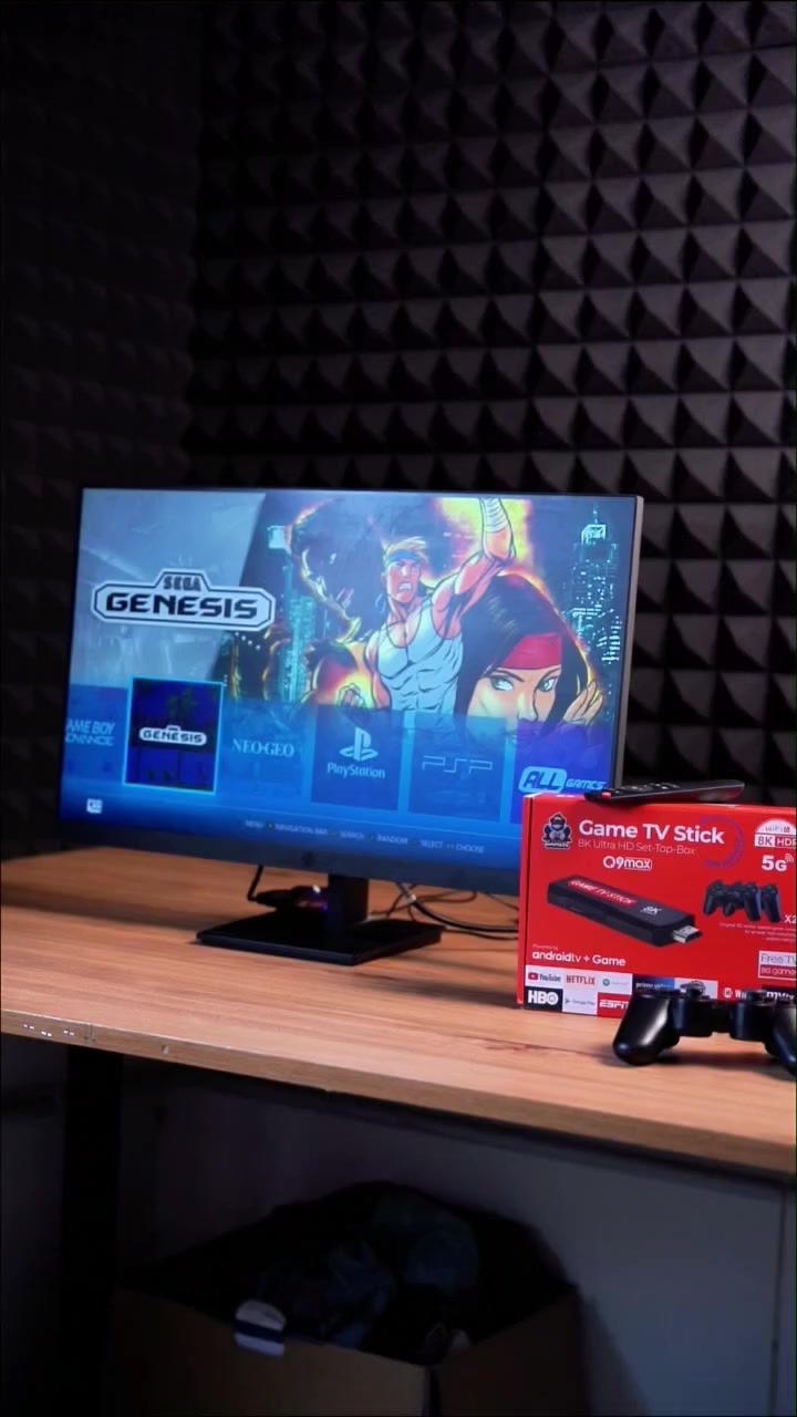 جهاز العاب مع تي في بوكس
جهاز ألعاب 8K Game TV Stick مع Android TV وتحكم مزدوج

الاستخدامات

تحويل أي تلفزيون إلى جهاز ألعاب متكامل خلال ثوانٍ.

تشغيل آلاف الألعاب الكلاسيكية والحديثة مباشرة على التلفزيون.

استخدامه كـ Android TV Box لمشاهدة YouTube، Netflix، Prime Video، وغيرها.

مناسب للعب الجماعي مع العائلة أو الأصدقاء بفضل يدتي تحكم.

مثالي للأطفال والكبار ومحبي الألعاب الكلاسيكية.

المميزات

يدعم دقة عرض 8K Ultra HD + HDR لصورة أوضح وألوان أقوى.

يعمل بنظام Android TV مع دعم تحميل التطبيقات من Google Play.

يحتوي على أكثر من 30,000 لعبة(حسب الإصدار).

معالج Quad-Core CPU مع GPU قوي لأداء سلس.

اتصال Wi-Fi 5G  2.4G لسرعة واستقرار أعلى.

يدعم Chromecast built-in لبث المحتوى من الهاتف للتلفزيون.

يدتي تحكم لاسلكية بتصميم مريح واستجابة عالية.

ريموت كنترول للتحكم الكامل بالنظام والتطبيقات.

يدعم لغات متعددة.

تشغيل مباشر بدون تعقيد (Plug & Play).

محتويات الصندوق

جهاز Game TV Stick 8K

عدد 2 يد تحكم ألعاب

ريموت كنترول

كابل HDMI

كابل طاقة USB

مستقبل USB لليدات

دليل المستخدم

الملاحظات

تشغيل الجهاز يتطلب اتصال بالواي فاي.

قد تختلف واجهة الألعاب أو عددها حسب التحديث.

لا يحتاج اشتراك شهري.

متوافق مع أغلب شاشات التلفزيون الحديثة.

قياس الكارتون:

- الطول: 24 سم
- العرض: 18 سم
- الارتفاع: 7 سم

سعر العرض (59)الف  والتوصيل مجاناً لجميع محافظات العراق


**إذا كنت صاحب هذا الإعلان وتريد حذفه لأي سبب، رجاءا أرسل رسالة إلى الدعم الفني**