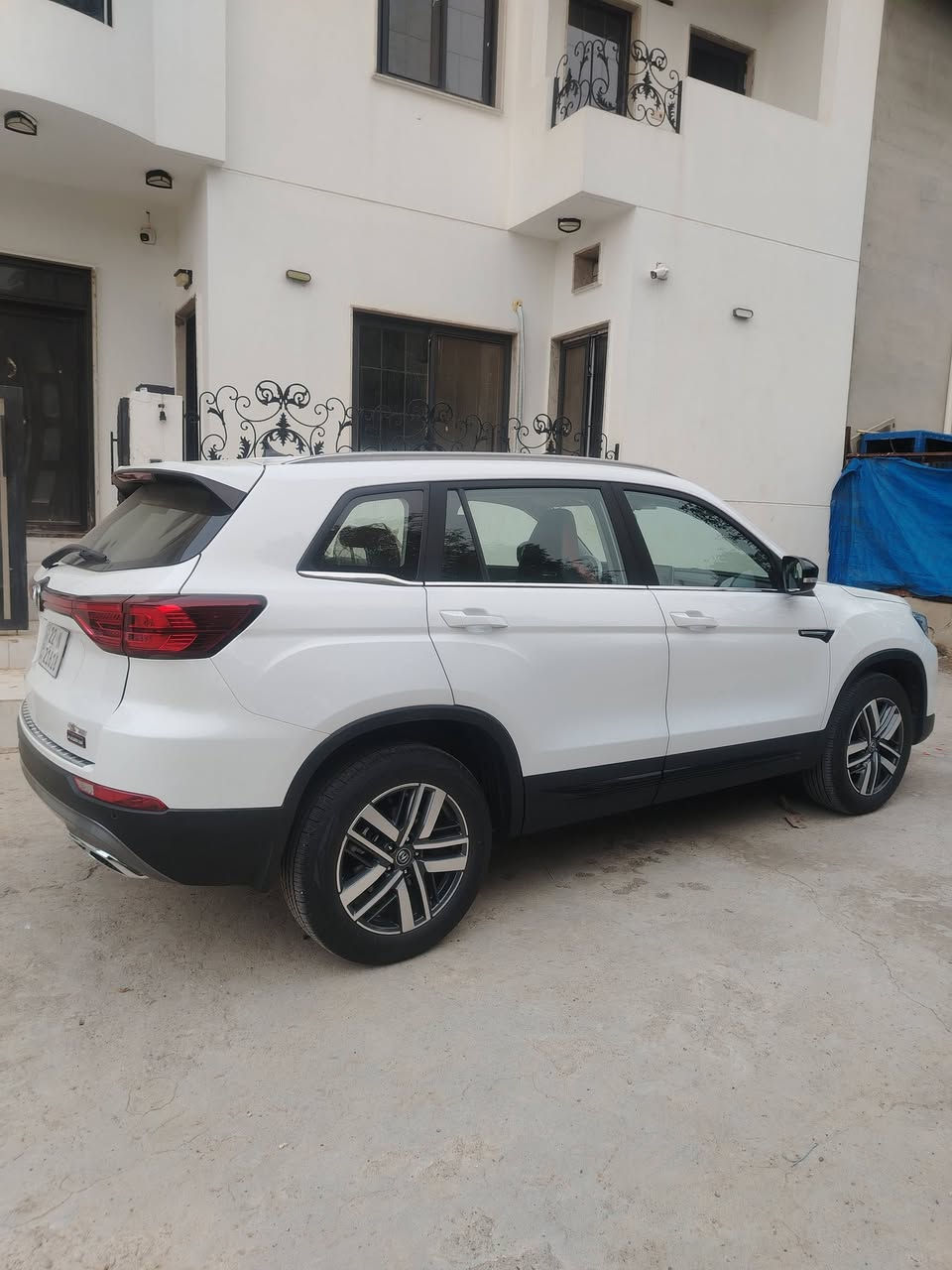 شانجان موديل ٢٠٢٥
فول مواصفات
بصمة تشغيل عن بعد
رقم اربيل باسمي
داخل مشمشي
كشن جلد
ماشية ٦٠٠٠
سعر ١٤٠ قفل
رقم مربايل ***********
مكاني كركوك
