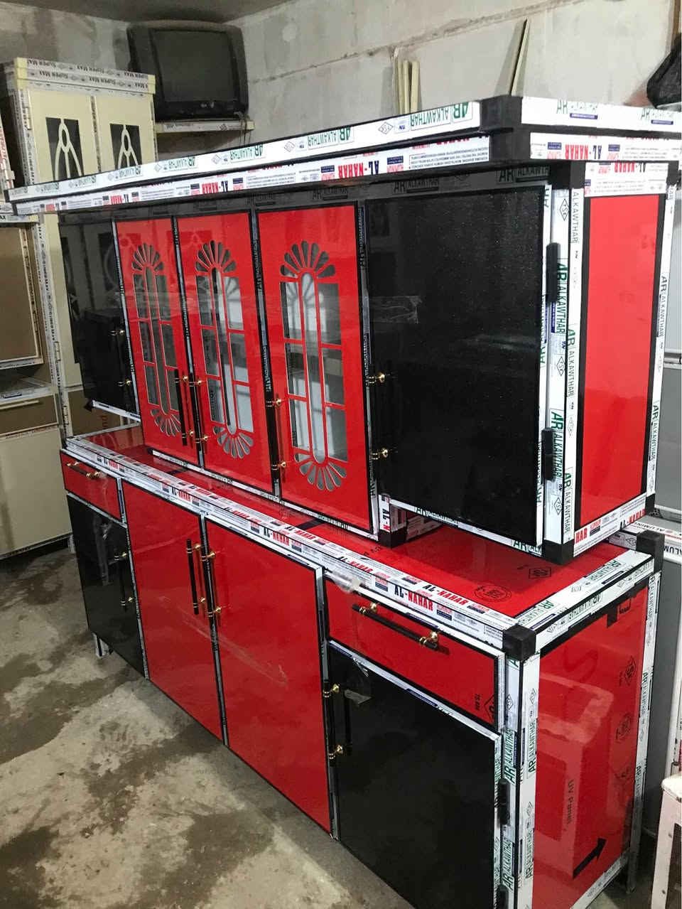 تخفيضات كاونترات مترين شرط شرط التزكام بليت واحد ملم نرماده حفر جرارات شفط نقش cnc تاج وكلوبات شغل درجه اولى ب395 واذا وياه سنك متر وربع مرمر ب٥٩٥ يصير اللون حسب الطلب العنوان ناصريه شارع الاخلاص *********** ناصرية, ذي قار
