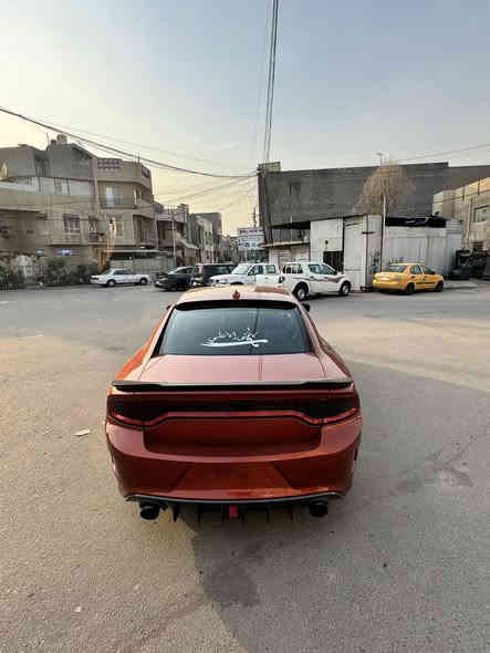 السلام عليكم...
مكاني بغداد 
دوج جارجر R/T سوبر تراك باك 
وارد امريكي 
الموديل : 2022. (امريكي).
ممشى :23mi
المحرك : HEMI . V8 5700
الرقم : بغداد الجديد 
بيها قطعتين جاملغ عكس السايق ومرجع بلادي
والبنيد مبدل يعني صبغ قطعتين
بدون لغود وبدون شواصي
السيارة مبرمجه على ايد مصطفى ايگل🚀
سيفتي وتفريغ ونغمتها حلوه
عليها ادامه كامله 
وولف حماوه ريسنك
بدون اي نقص 
عليها تخم تاير جديد اصلي ياباني 
السيارة نهائيآ ما متعوبه و على ايد وحده 
المواصفات : 
رادارات  جانبي فول
نقاط عمياء
تشغيل عن بعد
مقاعد خزن وضعيات (ميموري)
كاميرا خلفية
حساسات . 
ويل قياس 20 أنج . 
سستم صوت ALPINE . . 
مقاعد حضن جلد وكنتارا كهربائية . 
المقاعد الأمامية تبريد وتدفئة .
المقاعد الخلفية تدفئة . 
شاشة كبيرة قياس 8.4 أنج . GPS .
ستيرن كهربائي . 
تدفئة ستيرن . 
جناح خلفي ، 
مرآة معتمة للضوء 
وضعيات قياده
مرآة قلابة وباقي مواصفات الـR/T المعروفة
للاستفسار...
***********
