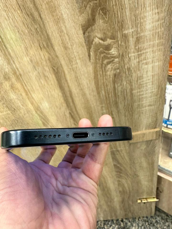 15برو ماكس جهاز عربي شرع اوصط بطارية 87ذاكرة 256لستفسار ***********
