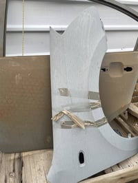 باب وجاملغ شيري A5بعدهن مامشدودات وقاعده فيوزات الغراض كلش نضاف مكاني ...