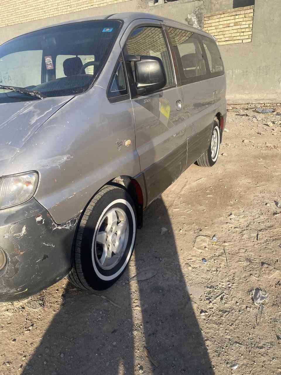 سلام عليكم ستاركس موديل 2000 للبيع حدادية تخم تاير جديد تبريد شغال سيارة بيها مكان صبغ والباقي مكفول الرقم ديالى خصوصي السعر 65 بيها مجال بسيط العنوان بغداد حي النصر للاستفسار الاتصال على هذا الرقم ***********
