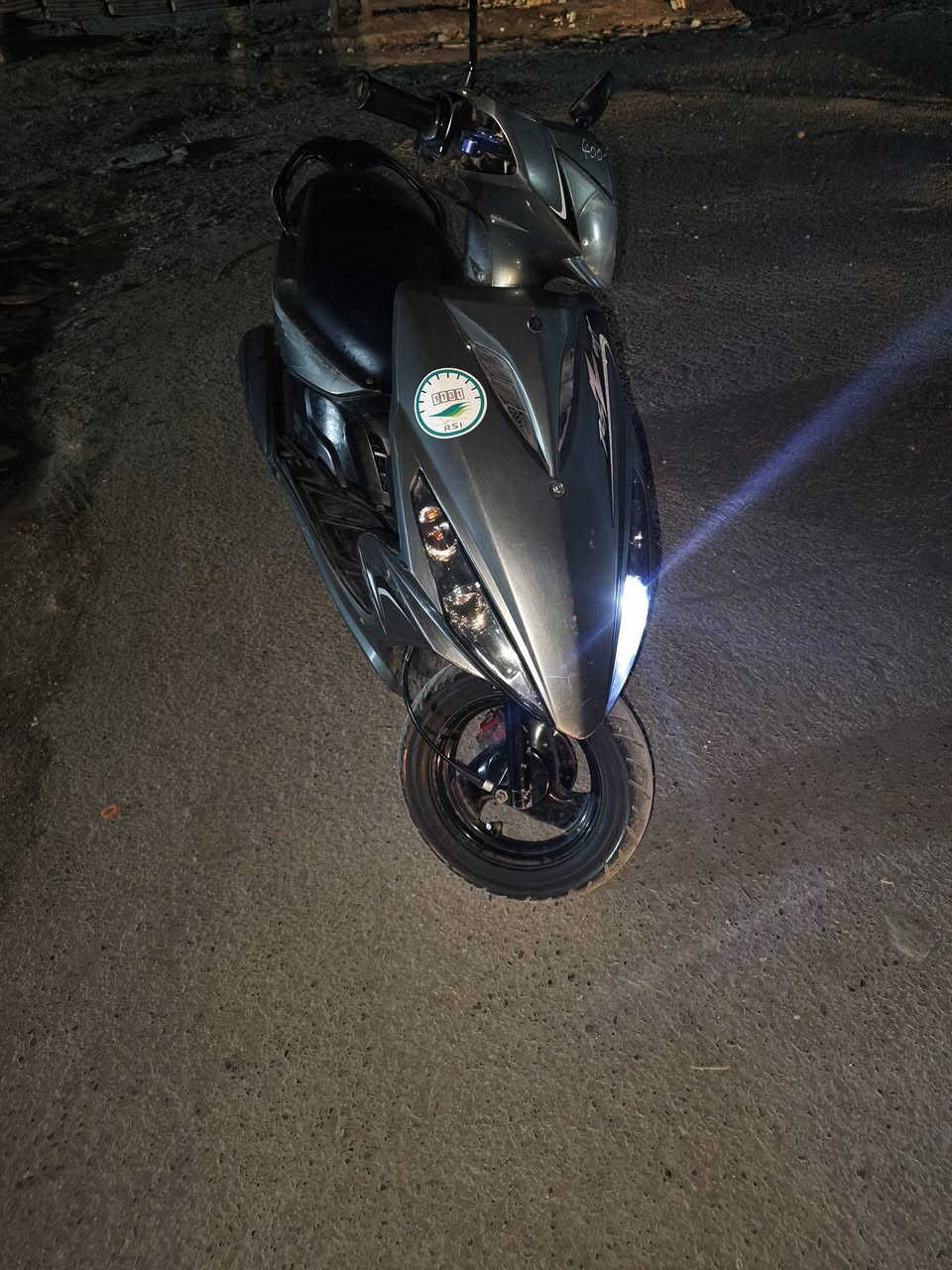 السلام عليكم دراجة ماكس مضلع للبيع اي استفسار  هاذ رقمي 0779887950


**إذا كنت صاحب هذا الإعلان وتريد حذفه لأي سبب، رجاءا أرسل رسالة إلى الدعم الفني**