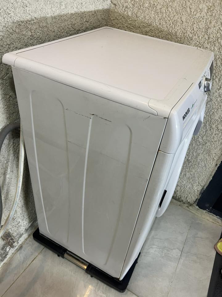 السلام عليكم
غساله للبيع 

غساله هوفر فول اوتماتيك وزن 8 كيلو..كلها شغاله مابيها اي عطل ولا بيها خياس ابد

مكاني حي التراث 

***********
