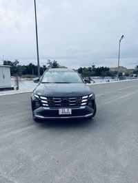 للبيع قطعه نادره السياره استيراد خاص اعلى فئة توسان‏.............. LIM...